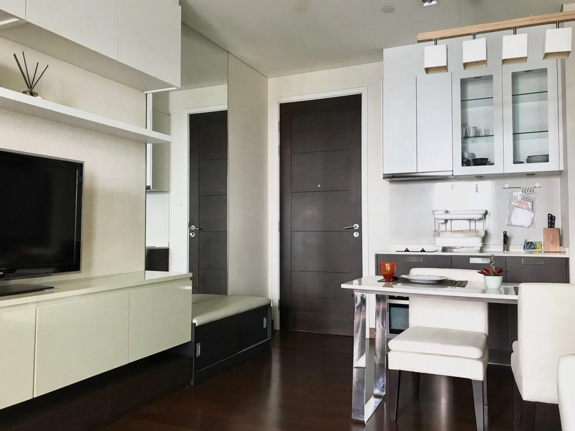Property photos for Ivy Thonglor