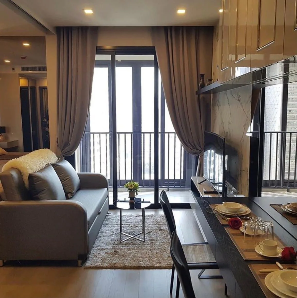 Property photos for Ashton Asoke