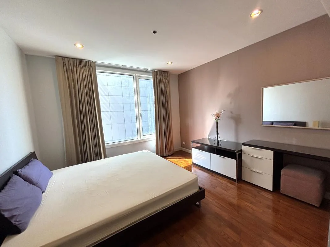 Property photos for Siri Residence