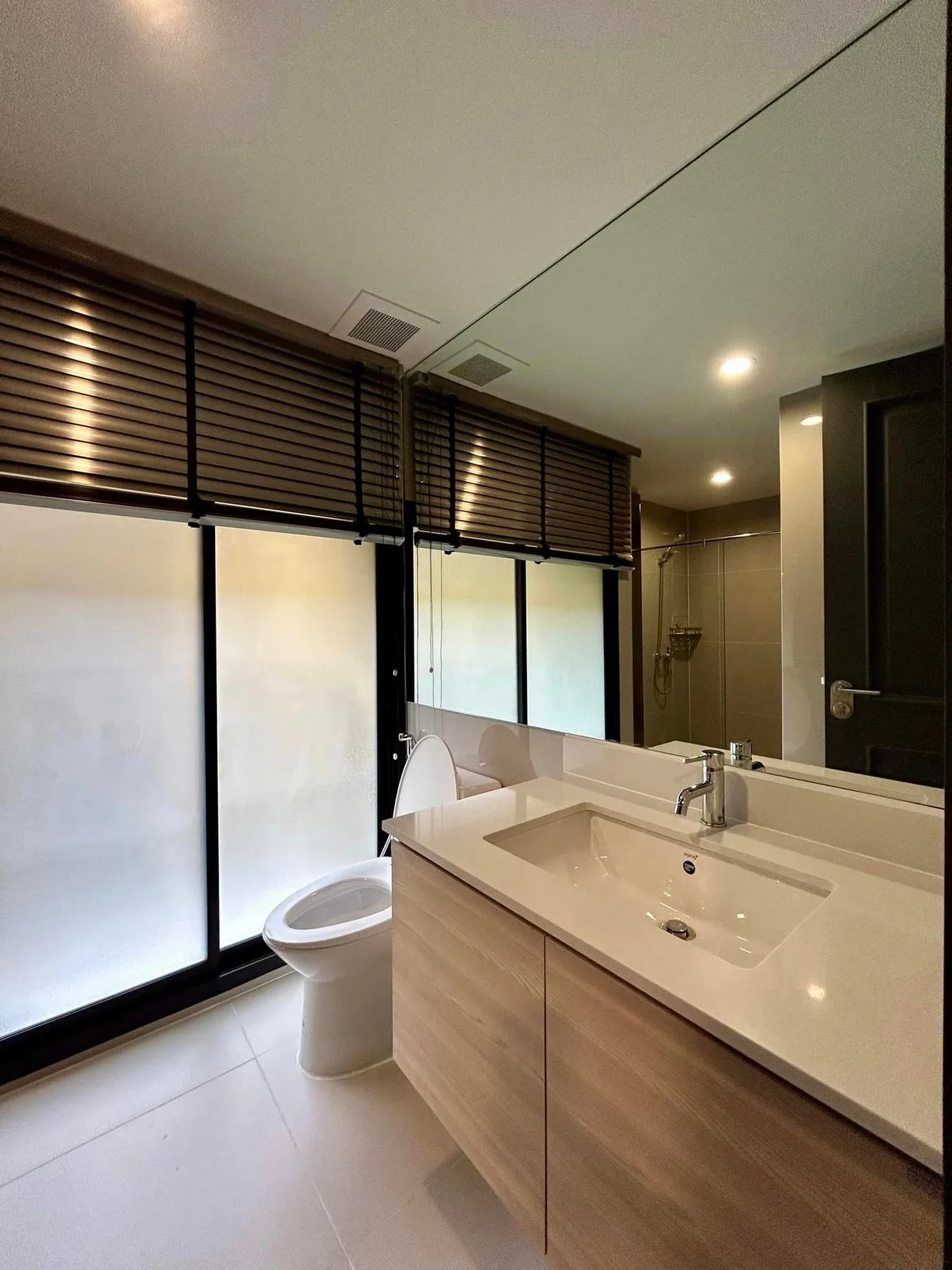 Property photos for Noble Above Wireless-Ruamrudee