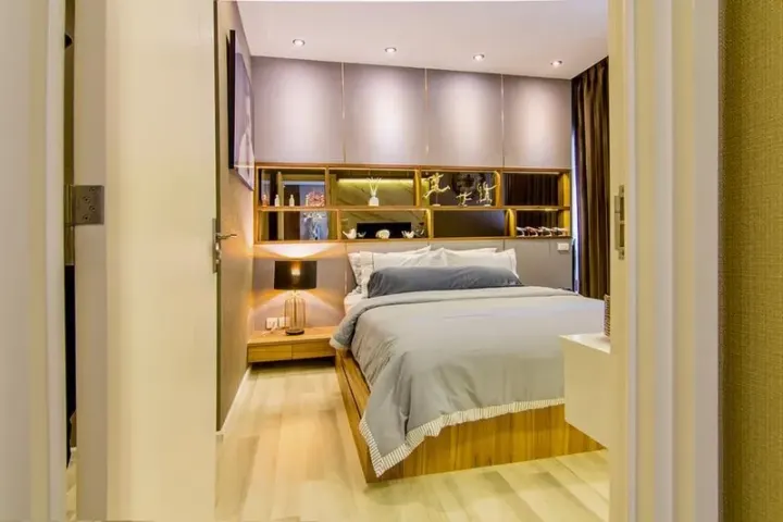 Property photos for The Key Sathorn - Charoenraj