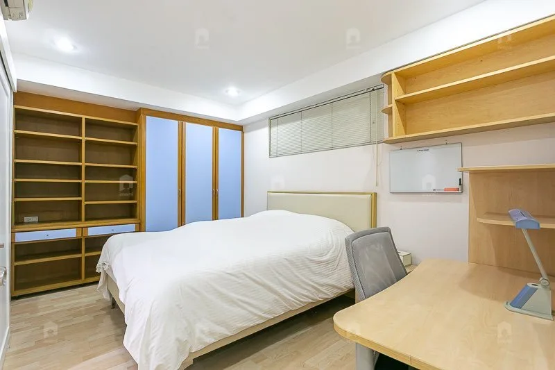Property photos for Royal Castle