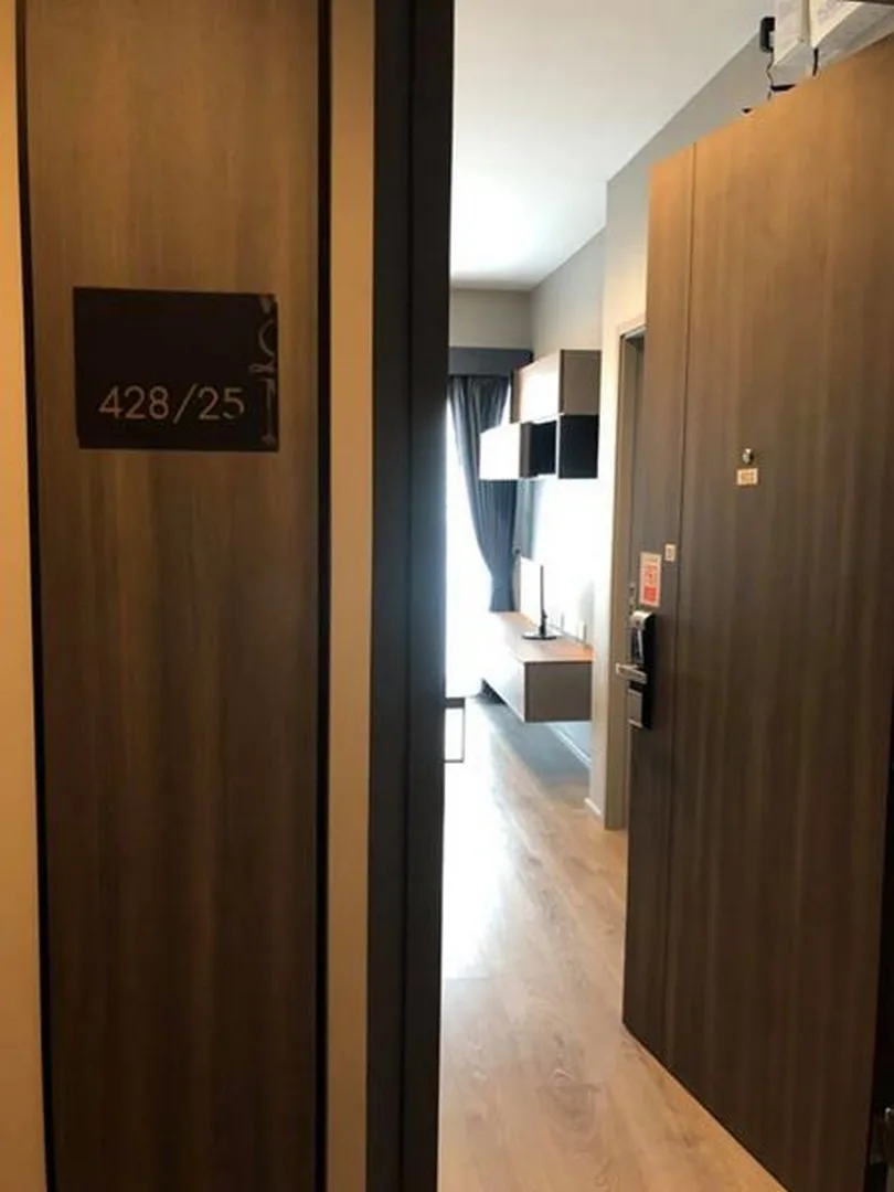 Property photos for Whizdom Avenue Ratchada - Ladprao