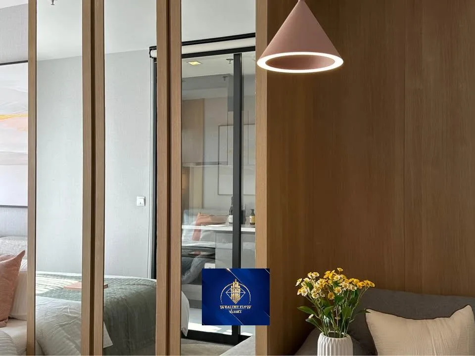 Property photos for Life Asoke Hype