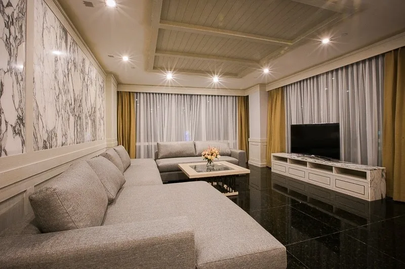 Property photos for Le Raffine Jambunuda Sukhumvit 31