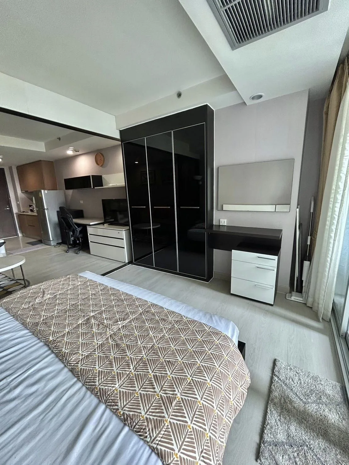 Property photos for The Rajdamri