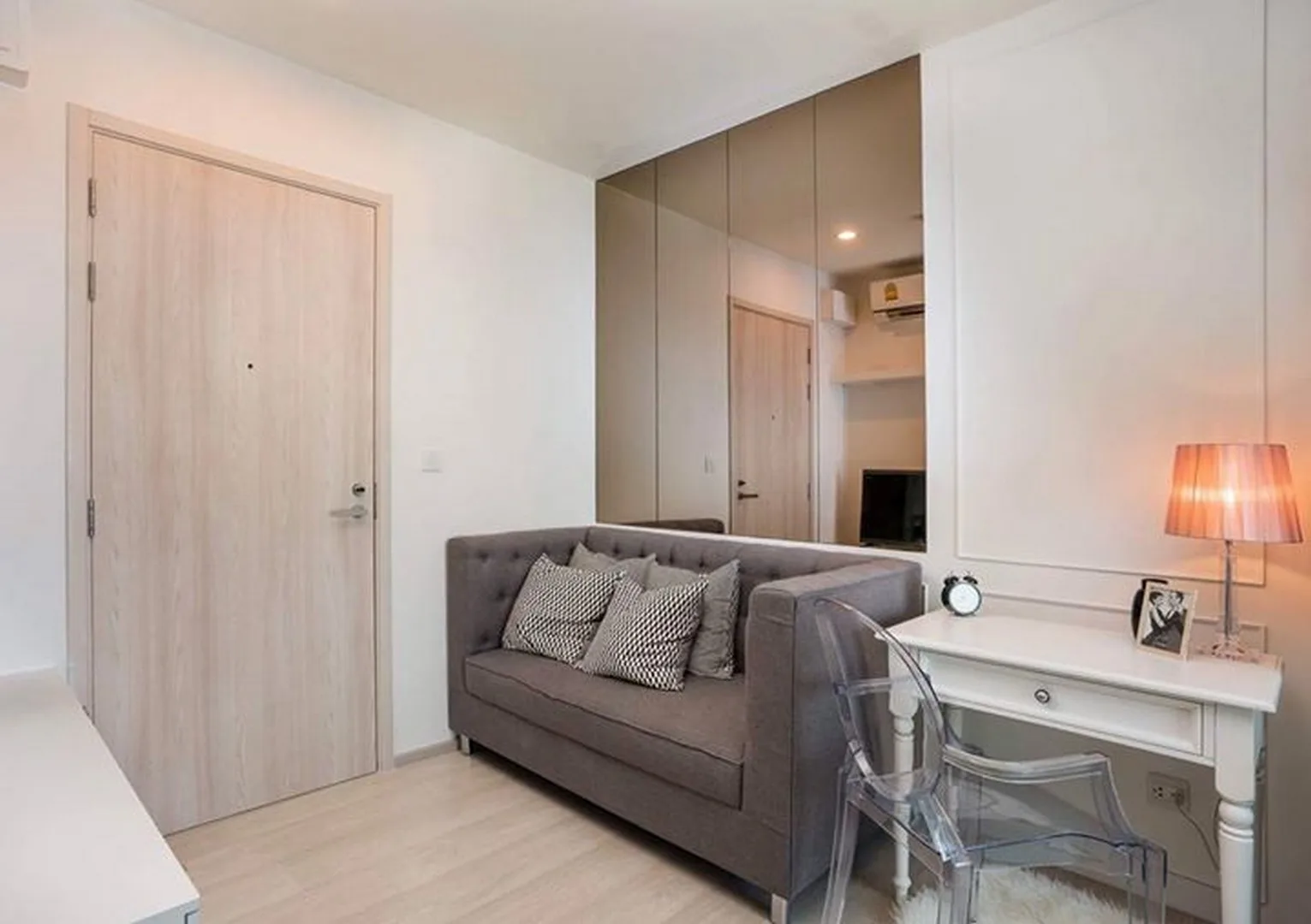 Property photos for Life Asoke