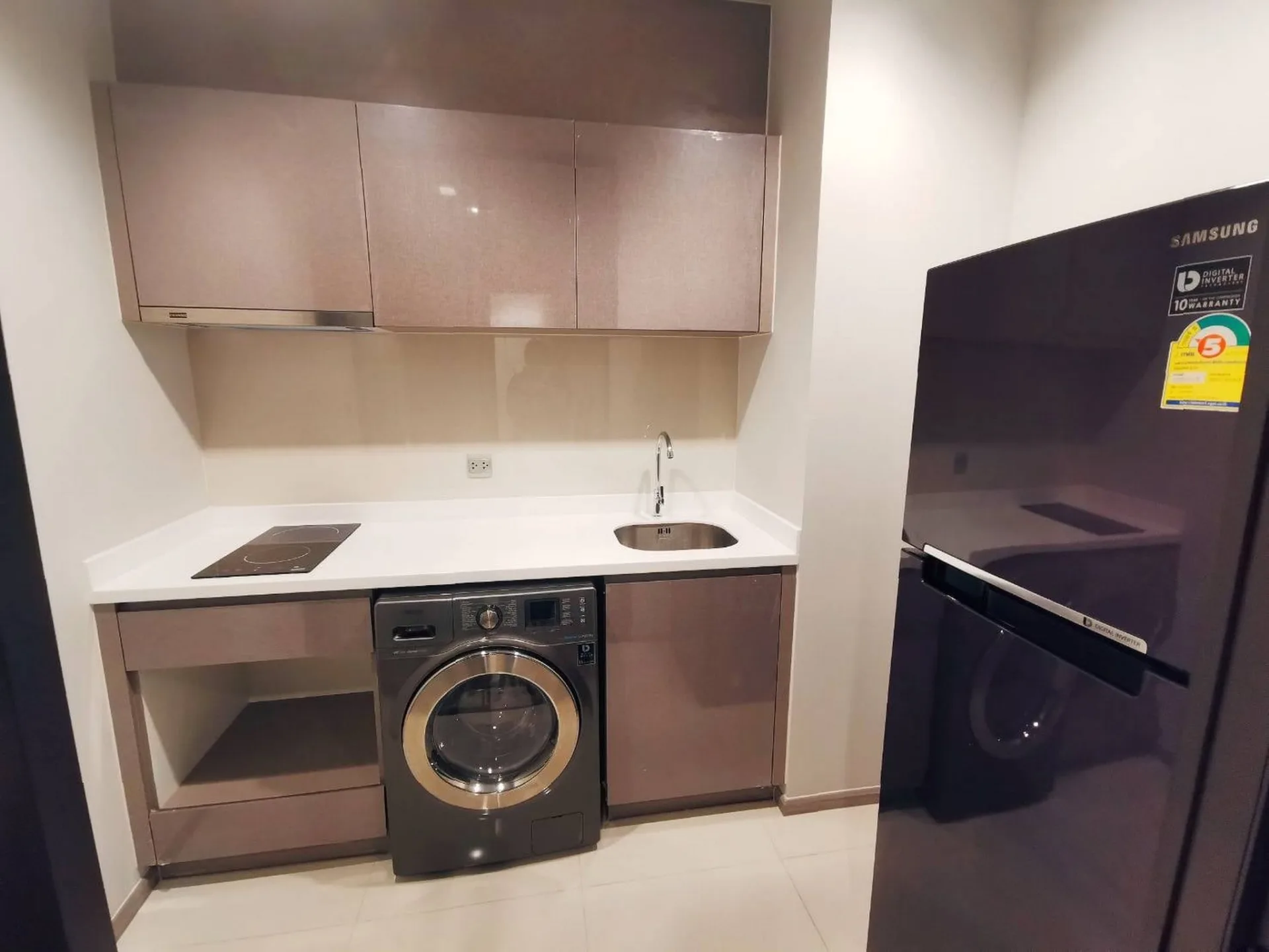 Property photos for LIFE Asoke - Rama 9