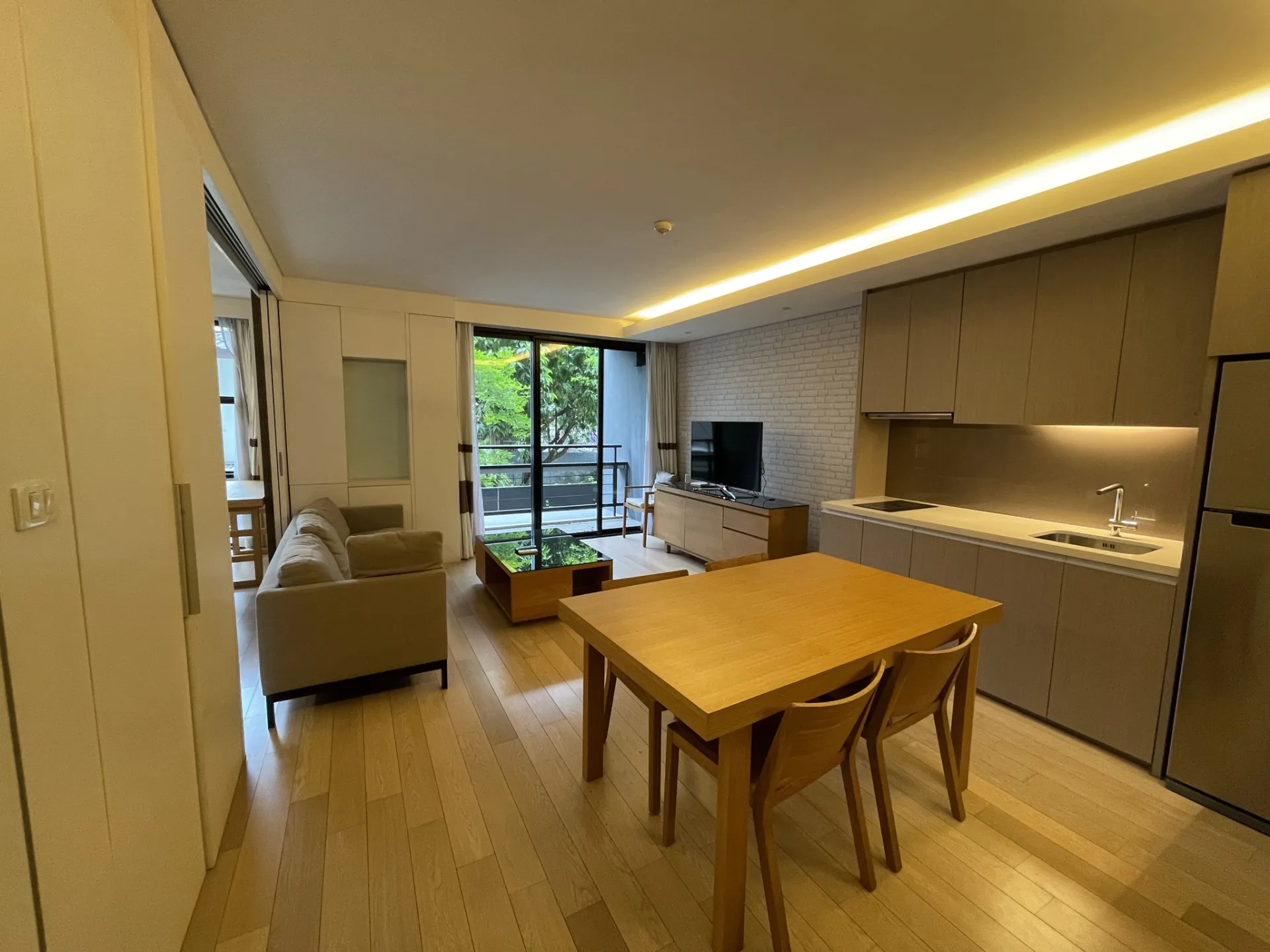 Property photos for Mode Sukhumvit 61