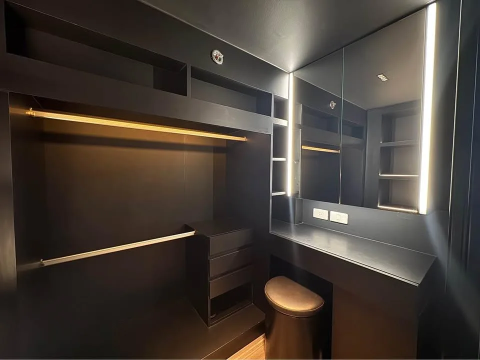 Property photos for Knightsbridge Space Ratchayothin