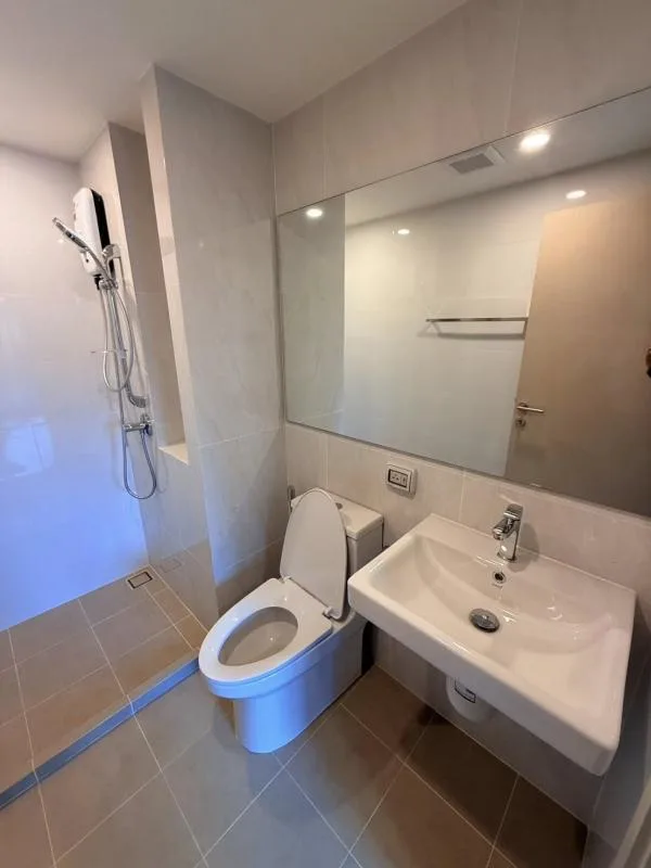 Property photos for Origin Play Sri Udom Station