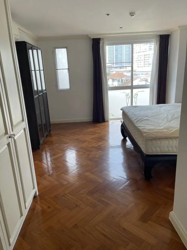 Property photos for Serene Place Sukhumvit 24