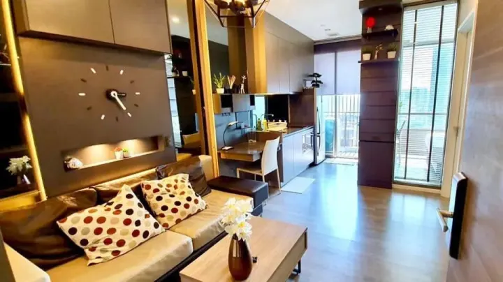 Property photos for The Room Sukhumvit 69
