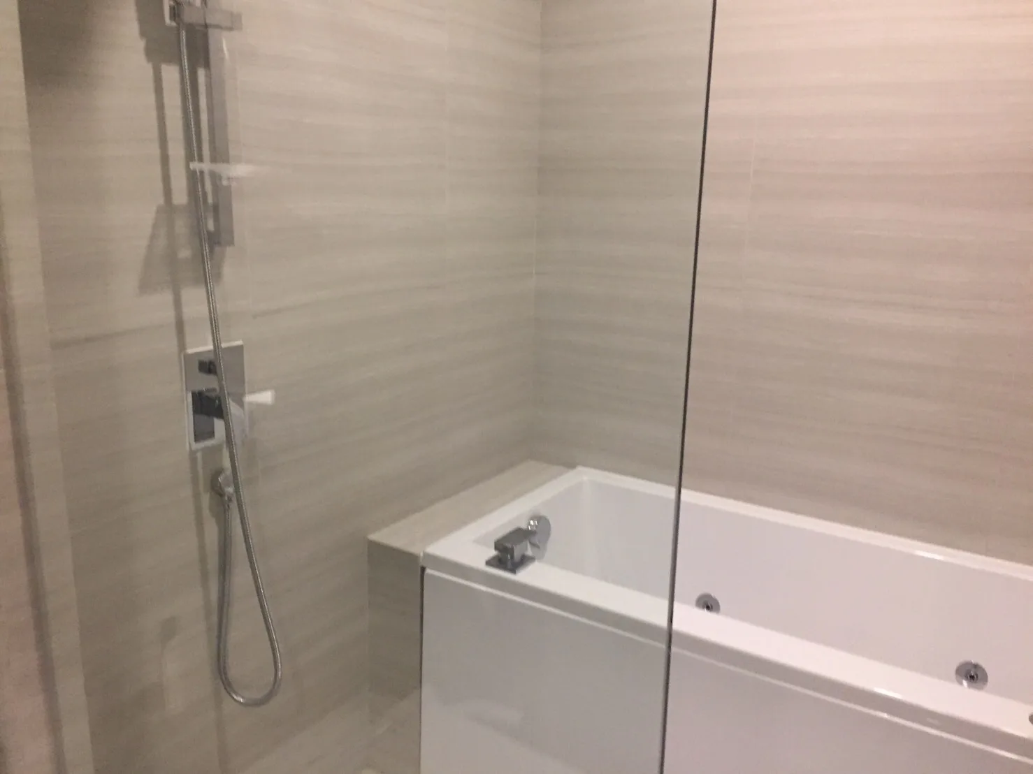 Property photos for Park Origin Thonglor
