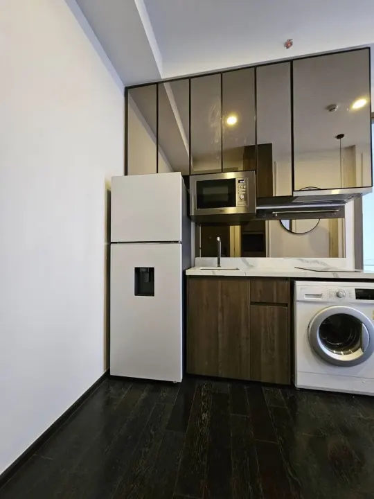 Property photos for Park Origin Thonglor