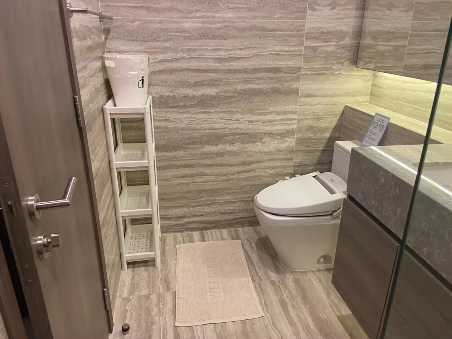 Property photos for Celes Asoke