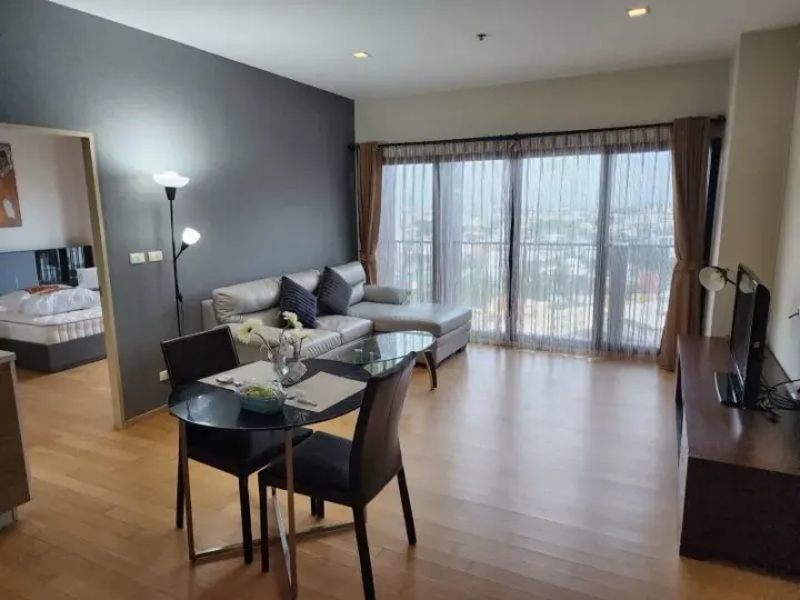 Property photos for Noble Reveal