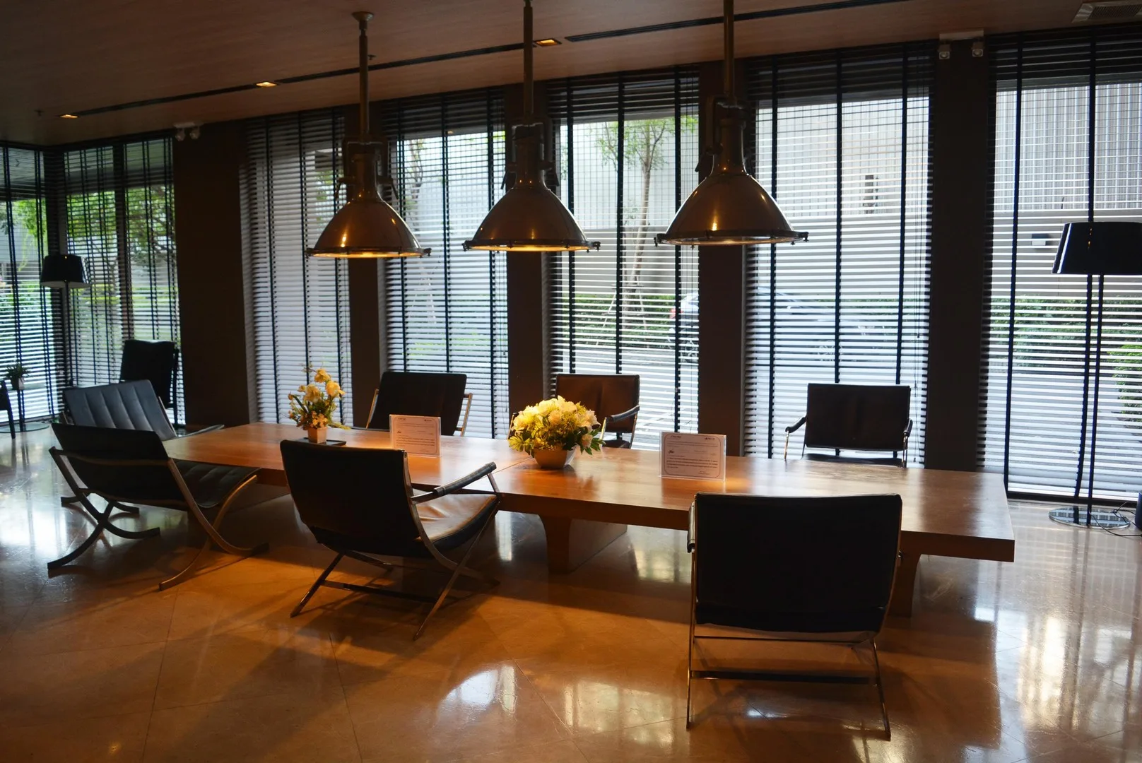 Property photos for Noble Refine