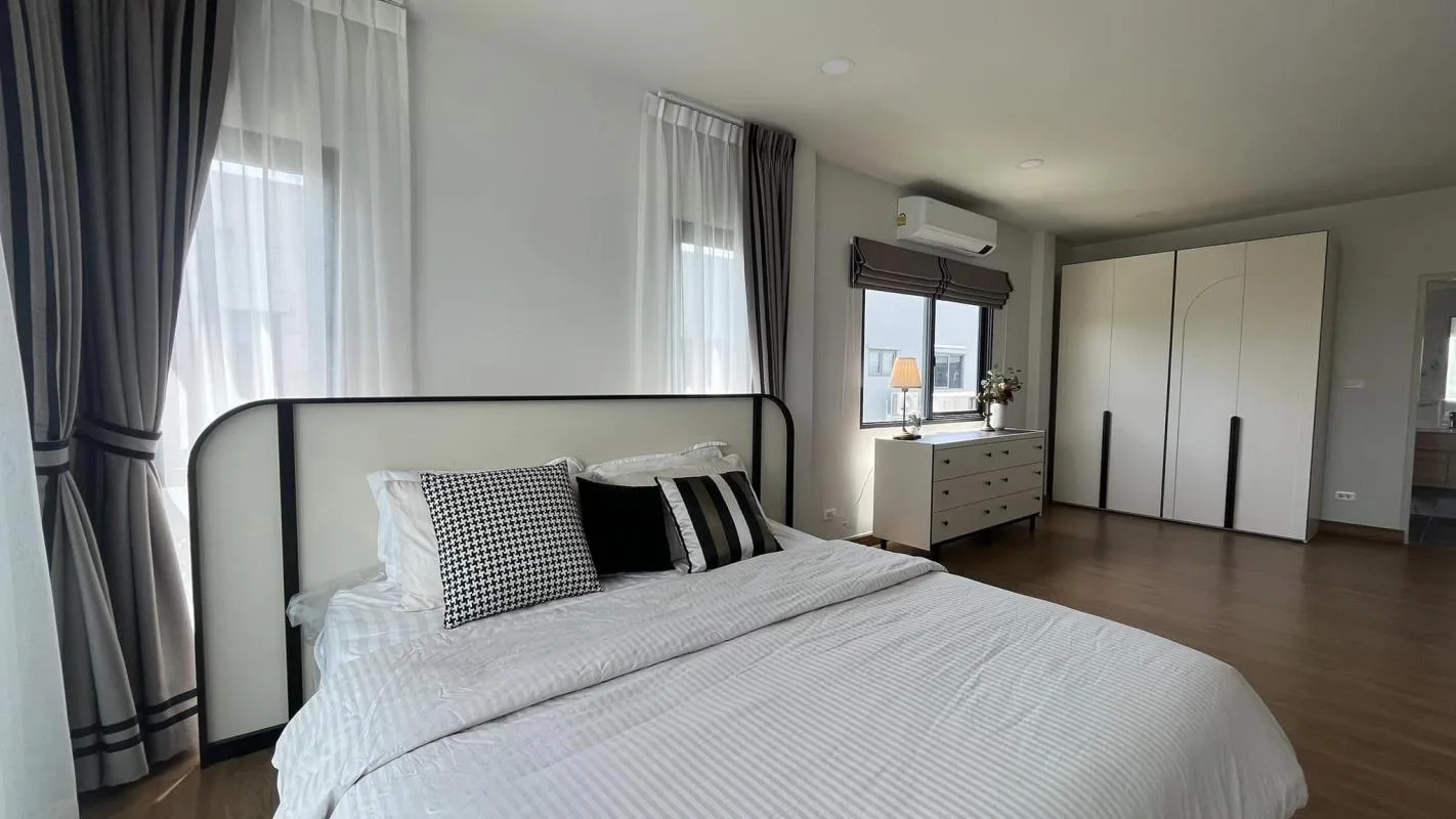 Property photos for Centro Bangna - Km.7