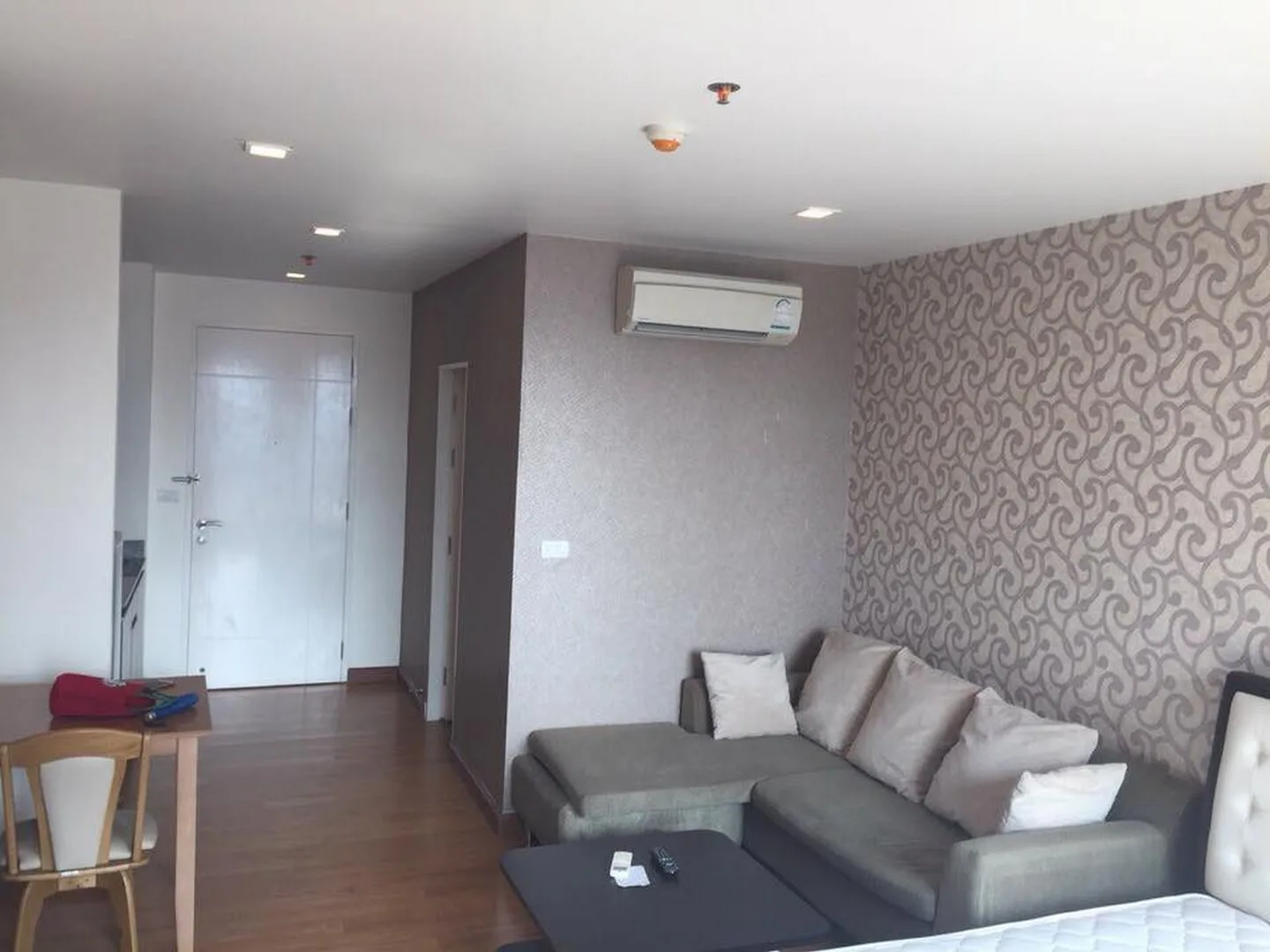 Property photos for Wish @ Samyan