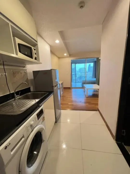 Property photos for THE LINE Phahonyothin Park