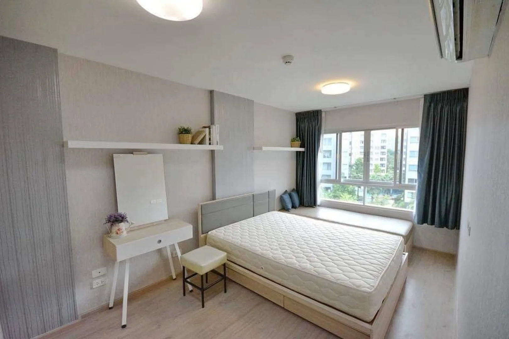 Property photos for Elio Del Ray