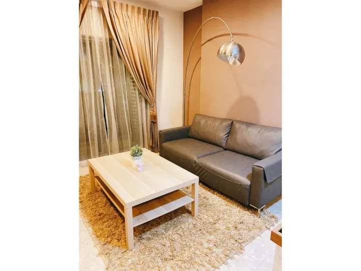 Property photos for The Crest Sukhumvit 34