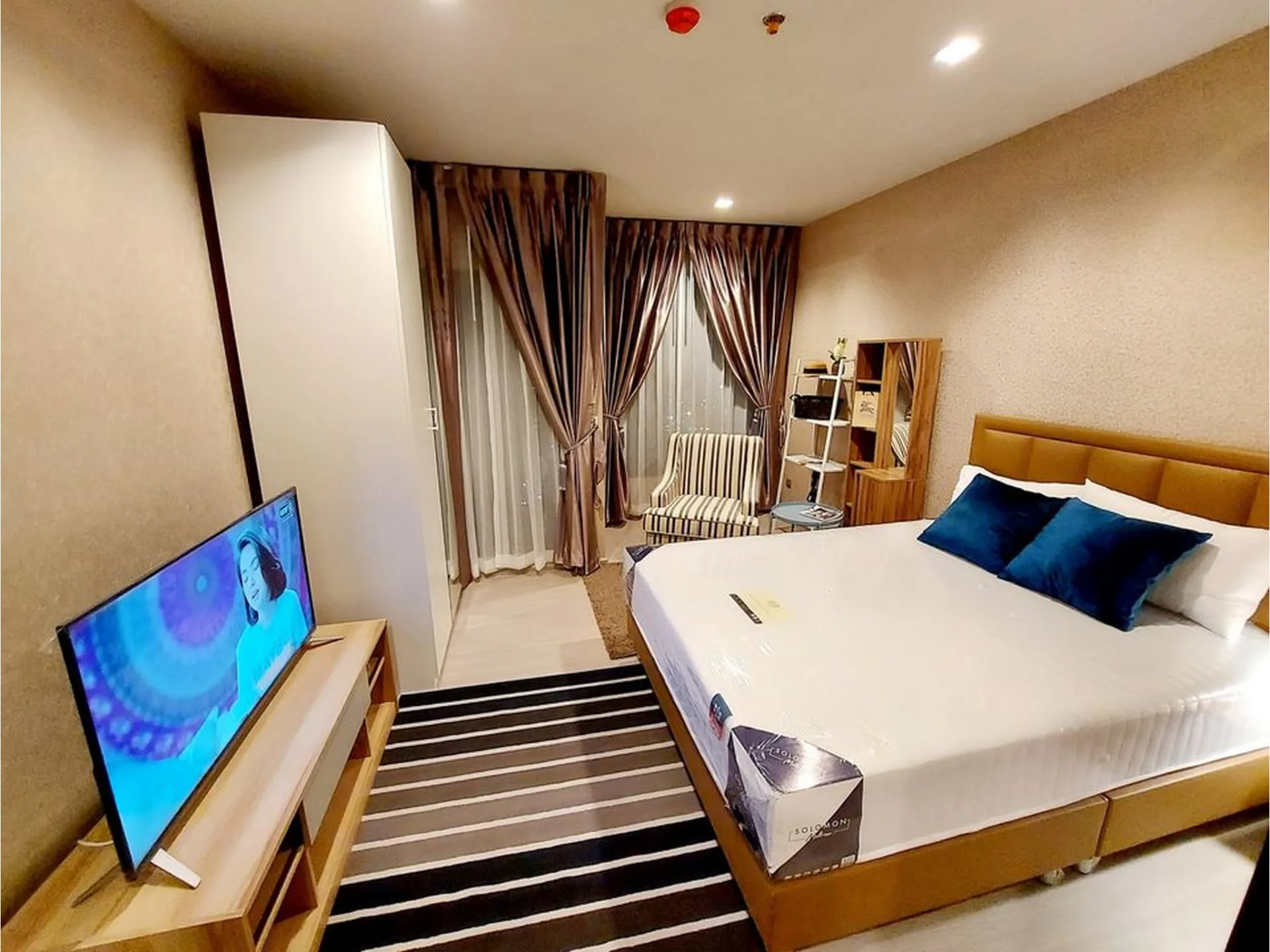 Property photos for LIFE Asoke - Rama 9