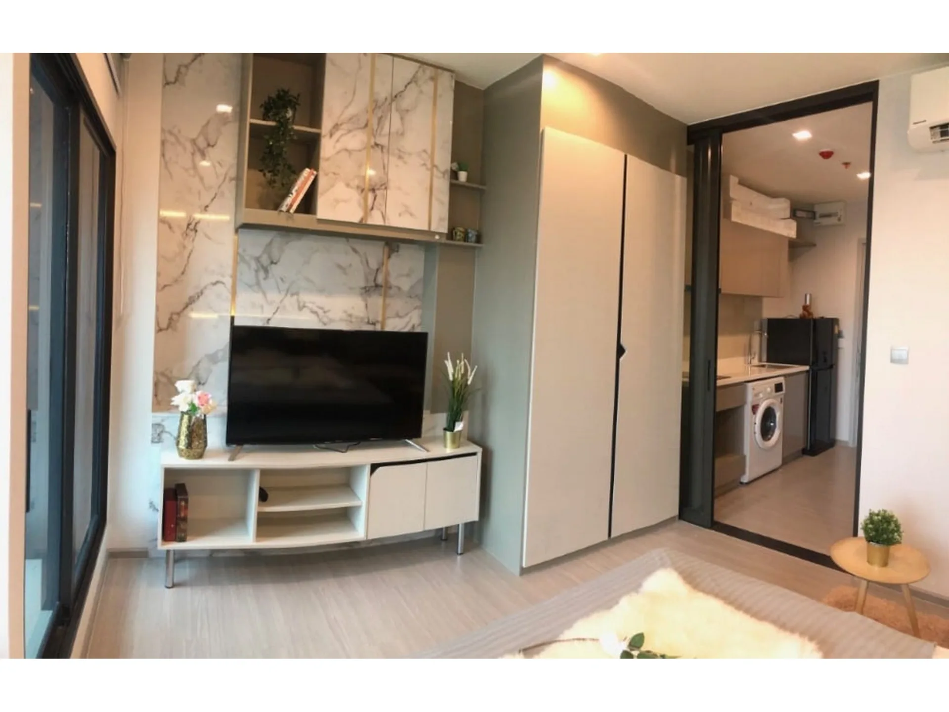 Property photos for Life Sukhumvit 62