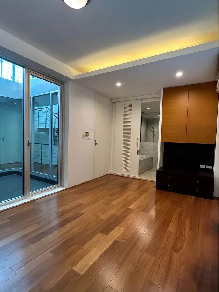 Property photos for The Lofts Sathorn