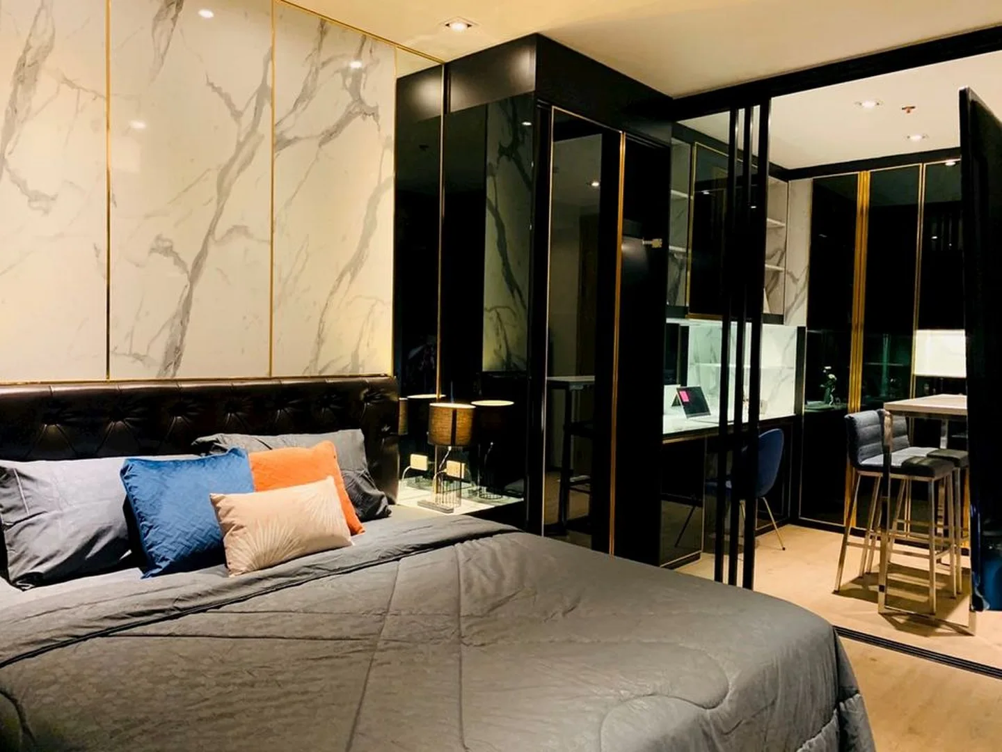Property photos for Park Origin Phromphong