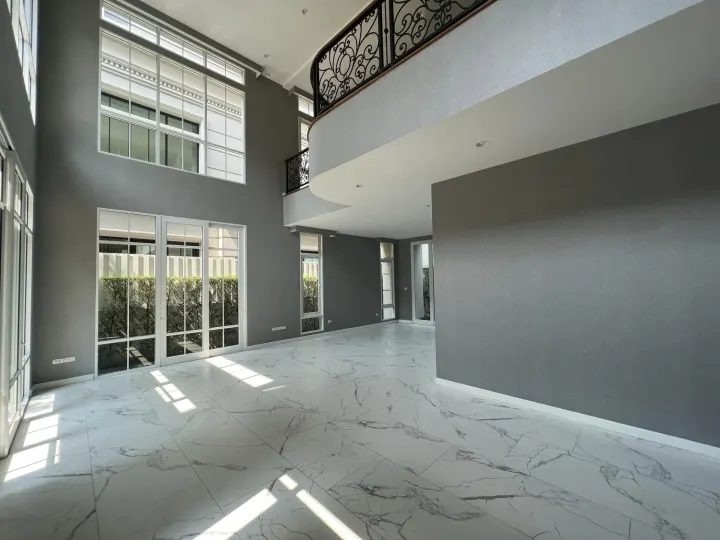 Property photos for Welton University, Rama 3