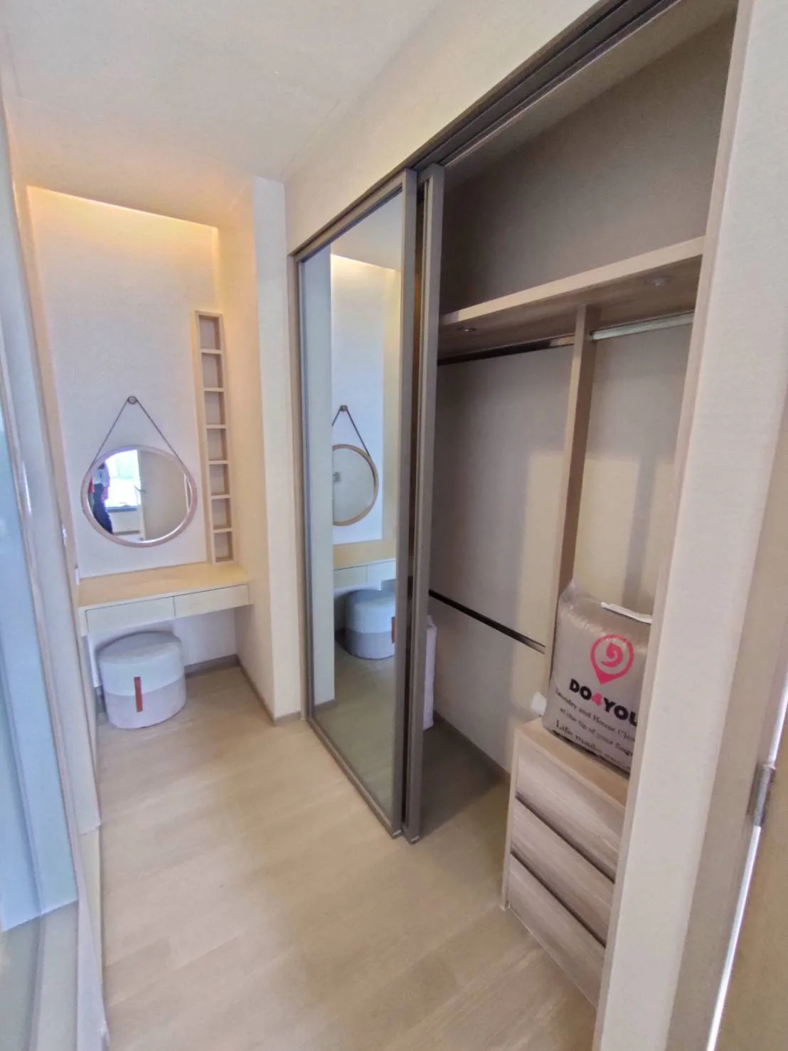 Property photos for The Esse Asoke