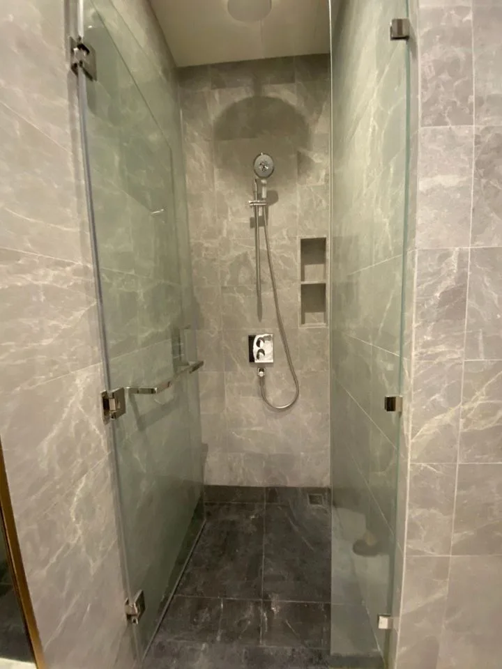 Property photos for 28 Chidlom