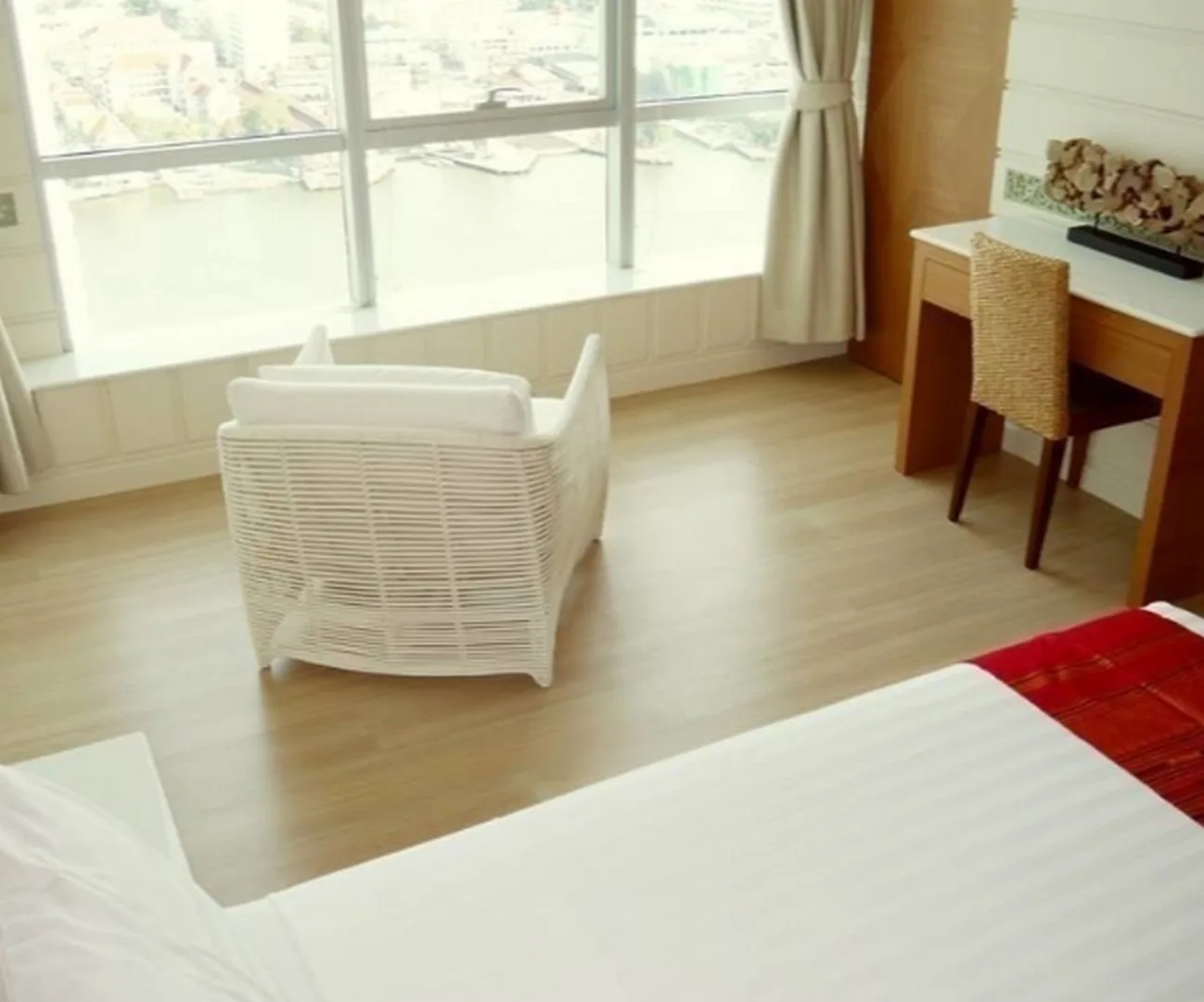 Property photos for Baan Sathorn Chaopraya