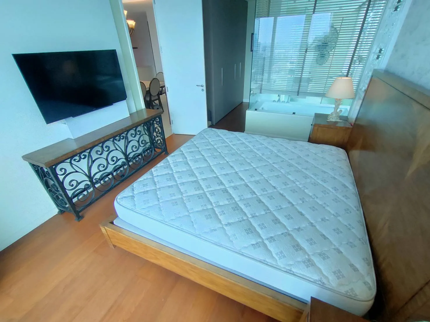 Property photos for 185 Rajadamri