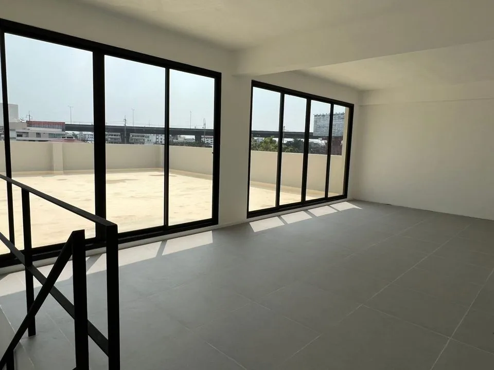Property photos for Office Soi Bangna-trad 13