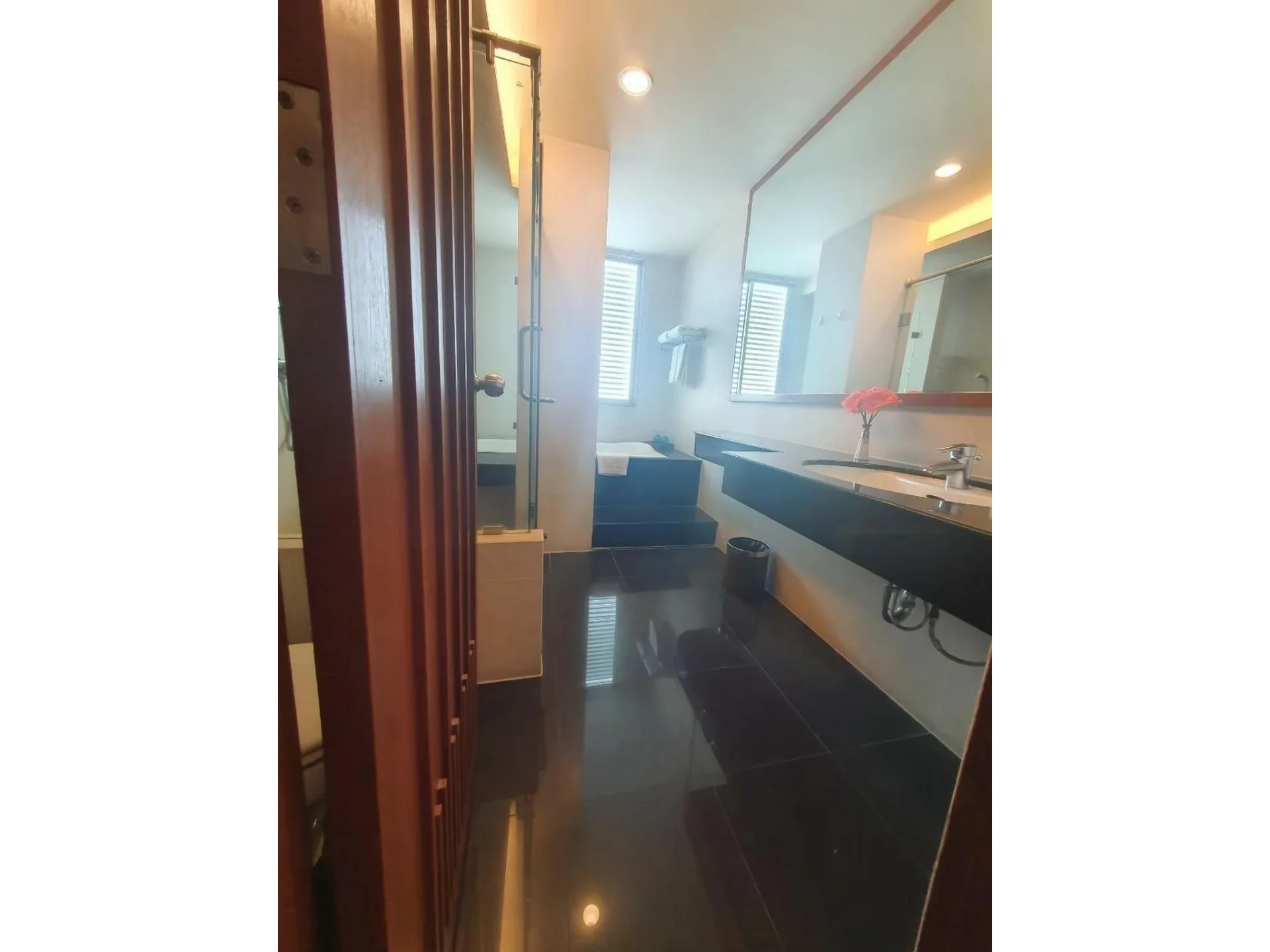 Property photos for Sathorn Gallery Residences