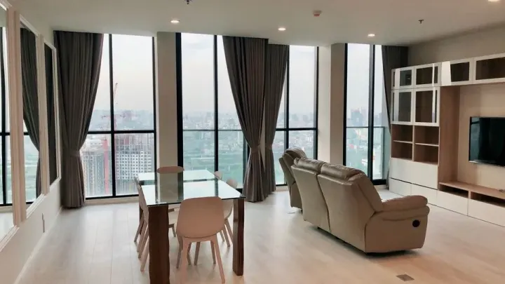 Property photos for Noble Ploenchit