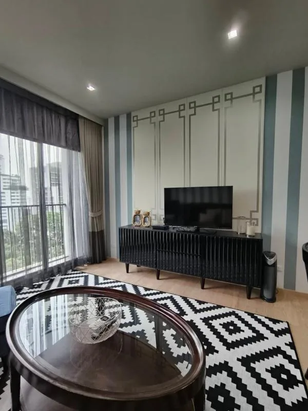 Property photos for Noble Refine