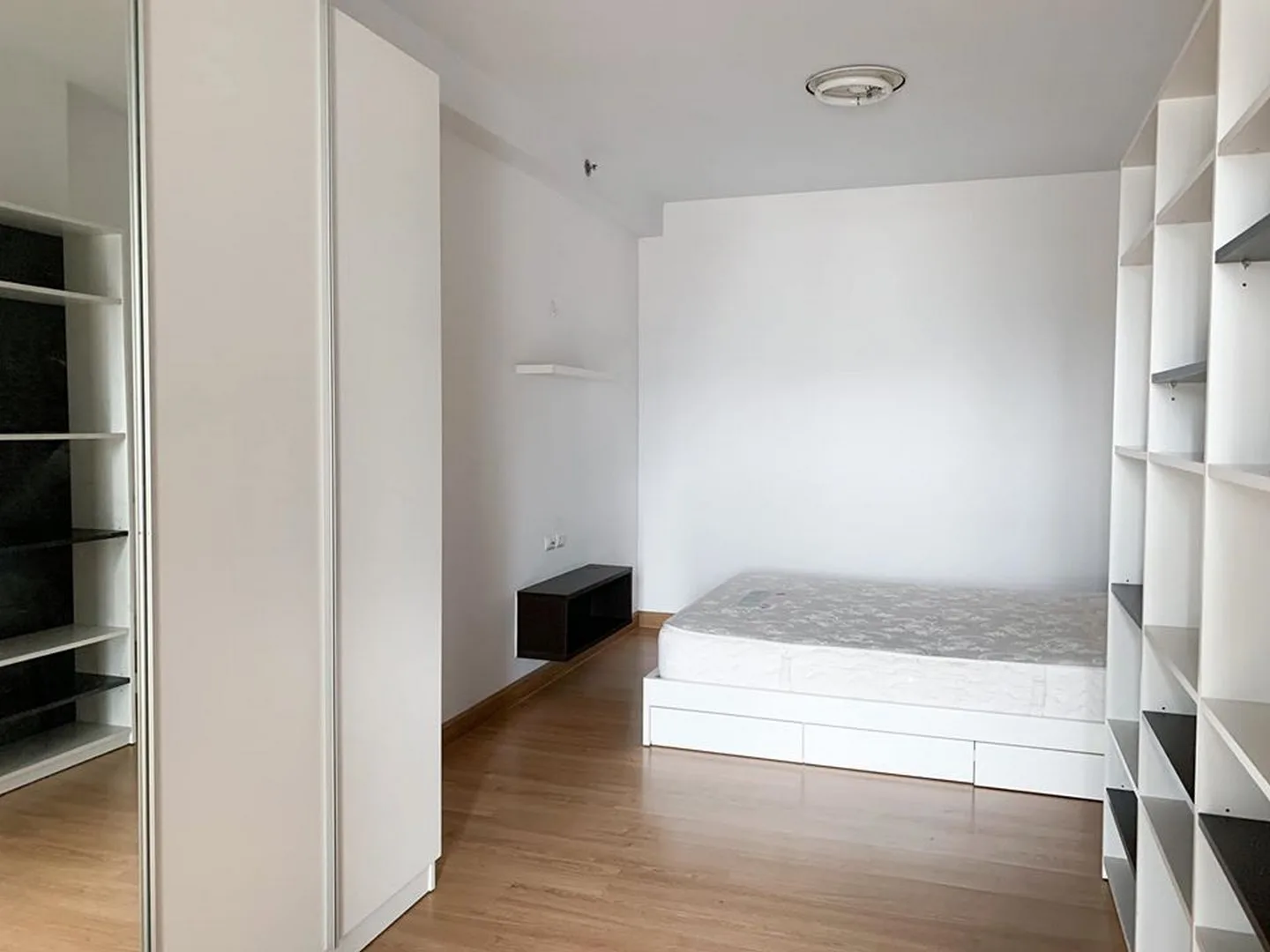 Property photos for Supalai Park Ratchayothin