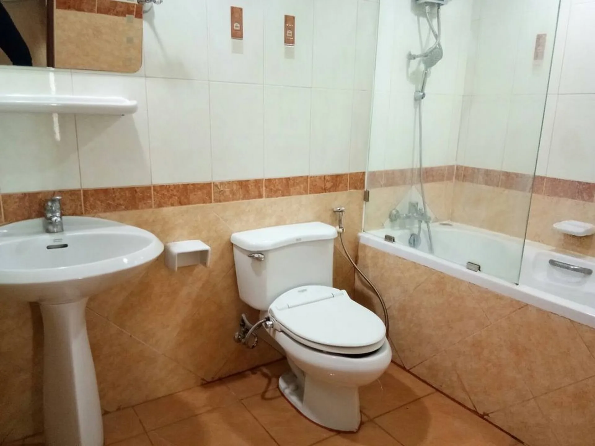 Property photos for The Waterford Park Sukhumvit 53