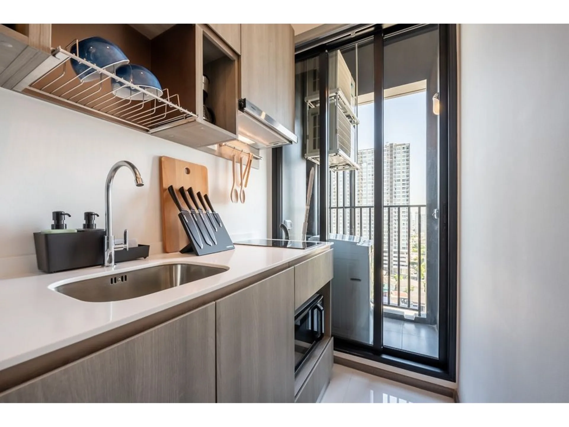 Property photos for Knightsbridge Prime Onnut