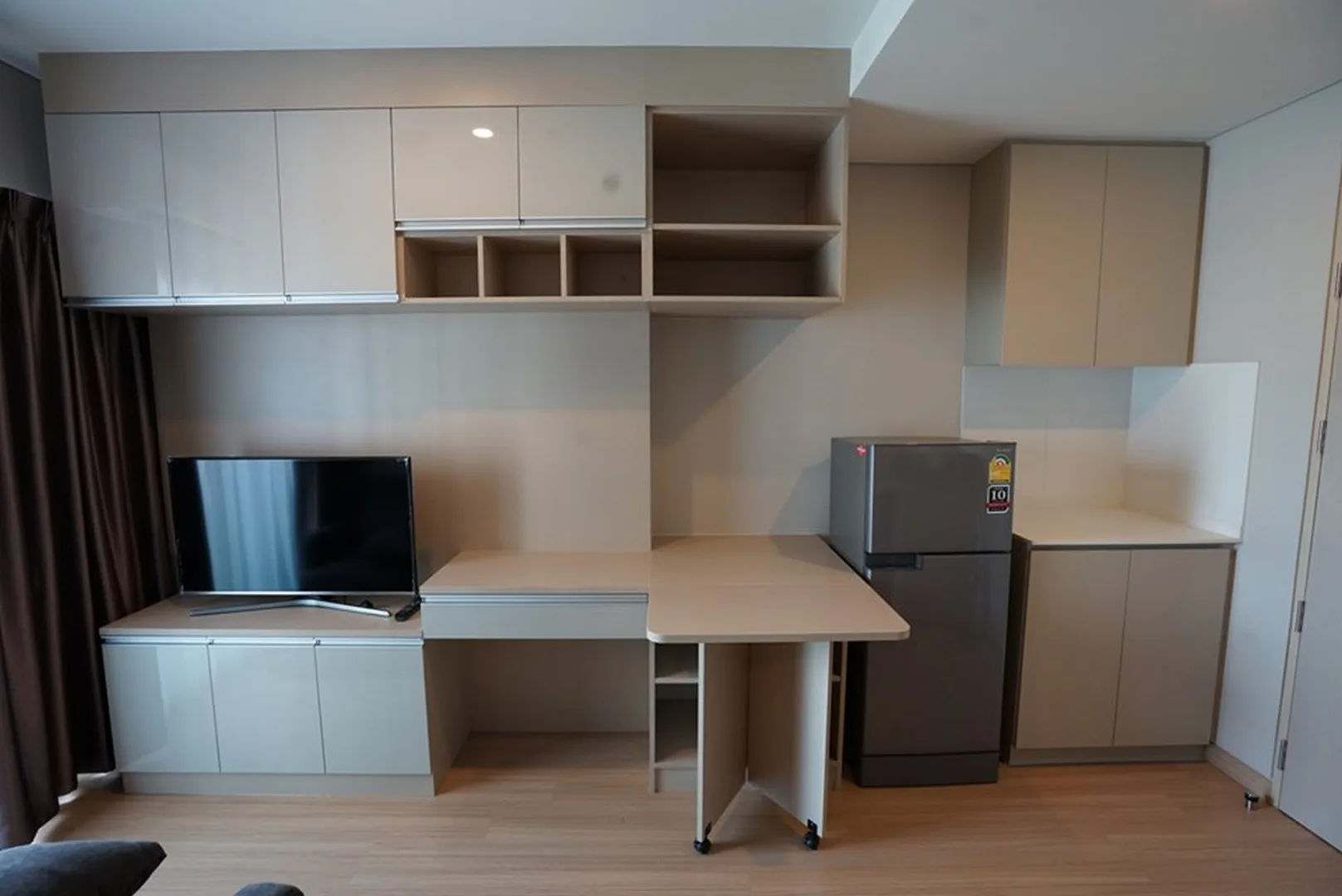 Property photos for Lumpini Suite Phetchaburi - Makkasan