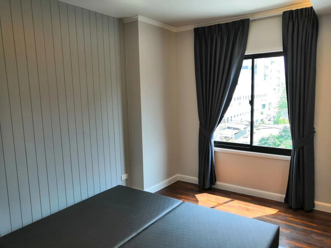 Property photos for Lily House