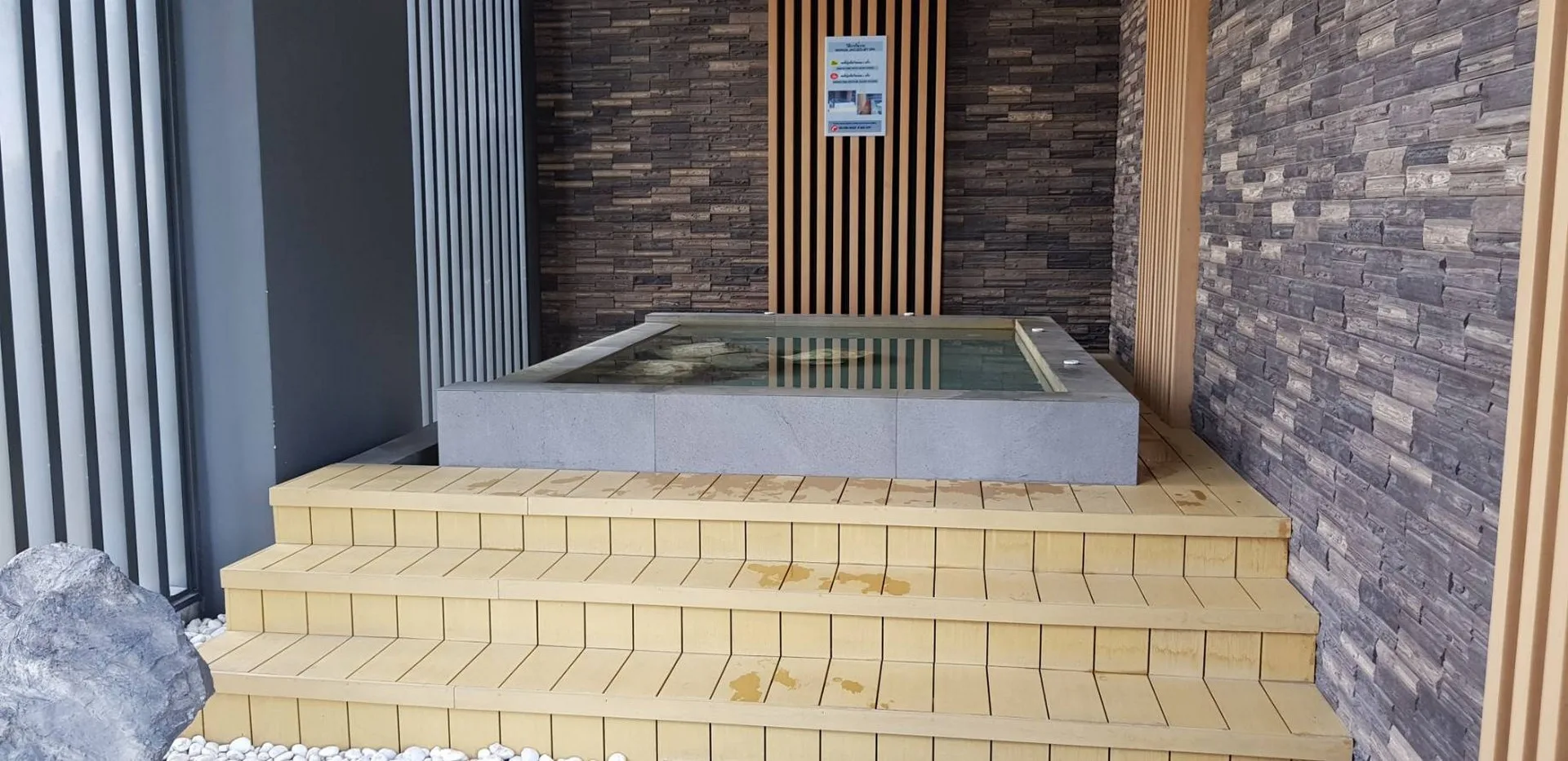 Property photos for Rhythm Asoke 2