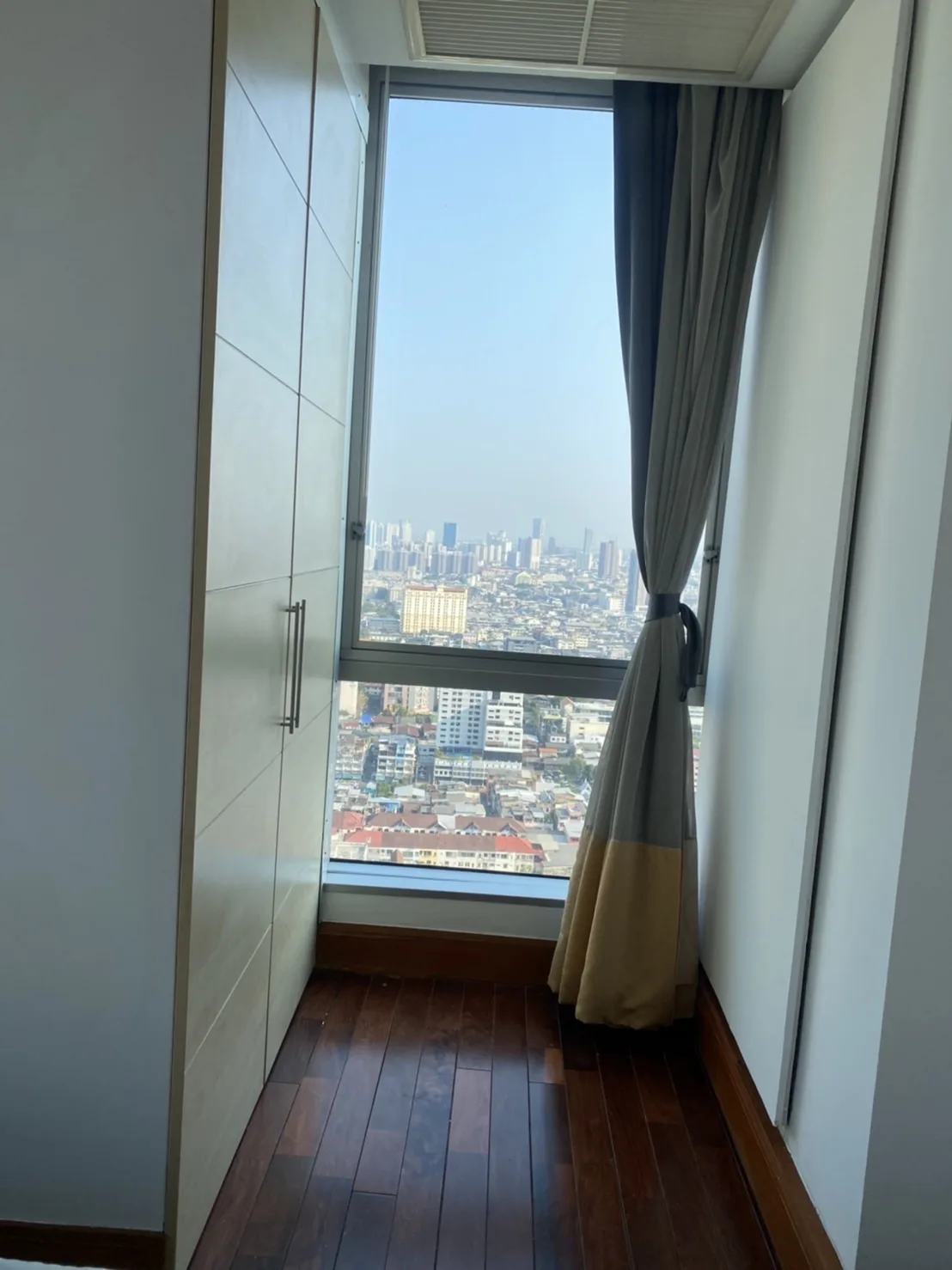 Property photos for Sky Villas Sathorn