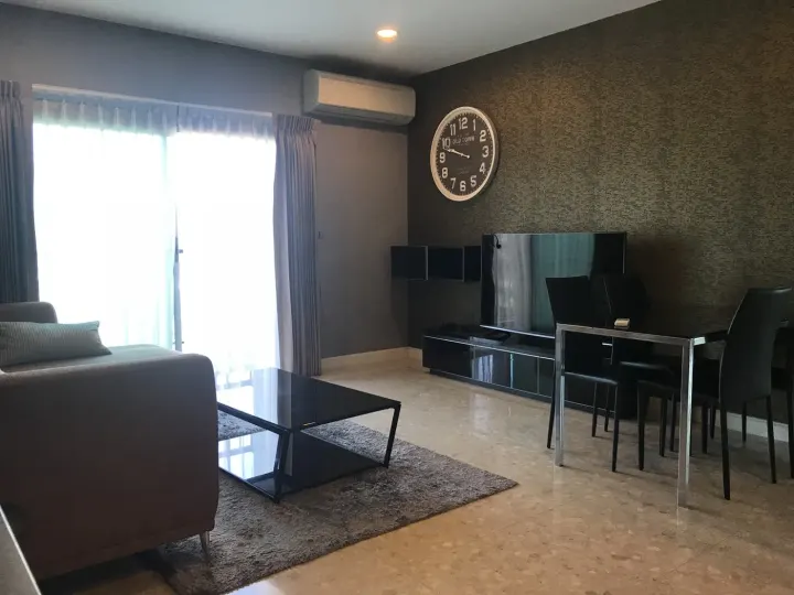 Property photos for The Crest Sukhumvit 34