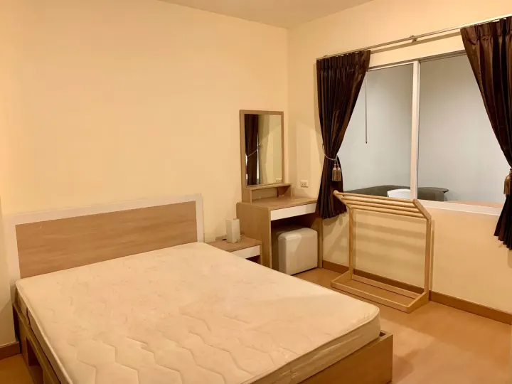 Property photos for Life Sukhumvit 65