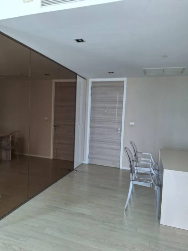 Property photos for The Room Sukhumvit 21